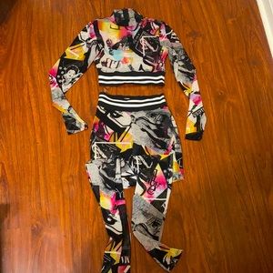 Two peice colorful Long sleeve with pants set.